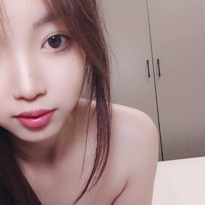 清纯颜主播@小呆梨 尺度福利秀[22V/15.6G]