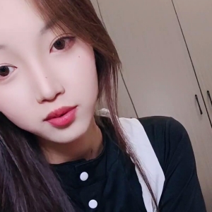 清纯颜主播@小呆梨 尺度福利秀[22V/15.6G]