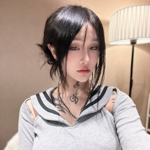 抖音白虎网红@九条南无 尺度作品合集[170P+146V/2.25G]