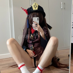 白虎福利姬@兔兔 尺度会员视图合集[266P+4V/1.81G]