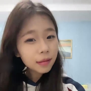 童颜巨乳主播@小娇柒(水煮鱼)尺度福利秀[21V/15.6G]