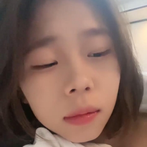 童颜巨乳主播@小娇柒(水煮鱼)尺度福利秀[21V/15.6G]