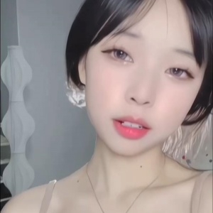 抖音30万粉网红@02uiii 性感热舞合集[58V/5.25G]