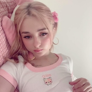 超极品颜值网红@oh_honey69 OnlyFans尺度作品合集[387V/18.3G]