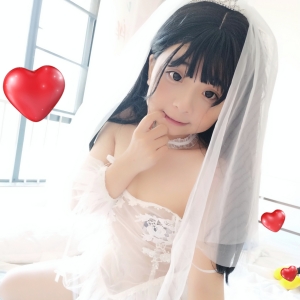 高质量童颜coser@油猫饼 写真作品5套原版合集[325P617M]