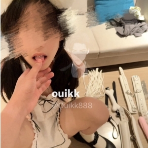 白虎福利姬@ouikk蟾蜍 尺度私拍视图合集[50P+37V/574M]