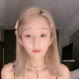 清纯系微肉学妹@航空大学菲菲 尺度福利秀[12V/15.9G]