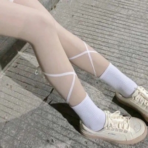 白虎福利姬@荷包蛋蛋 尺度作品合集[4P+13V/585M]