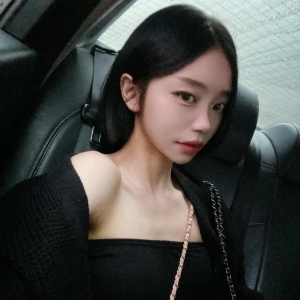 韩国女团明星下海@曾伊mllnjx 热舞+VVIP+尺度视图合集[119P+63V/9.19G]