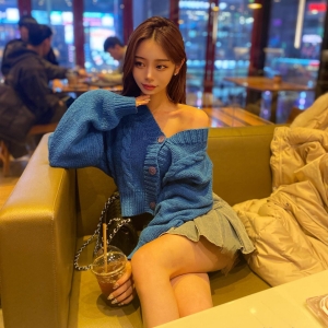 韩国女团明星下海@曾伊mllnjx 热舞+VVIP+尺度视图合集[119P+63V/9.19G]