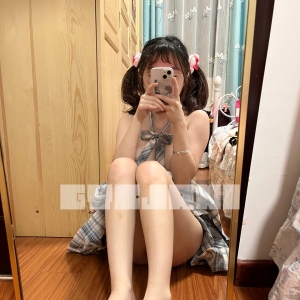 粉嫩双马尾福利姬@玉宝（水手服彼女饲育）尺度私拍视图合集 第三弹[346P+34V/4.36G]