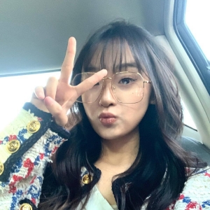 多汁淫妻眼镜娘@SMMSMM 会员群视图合集[80P+119V/6.93G]