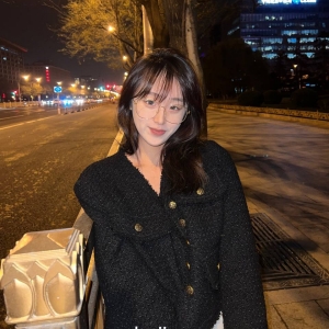 多汁淫妻眼镜娘@SMMSMM 会员群视图合集[80P+119V/6.93G]