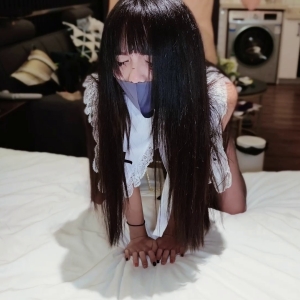 白虎福利姬@爱玩熊熊 尺度作品合集 第二弹[4V4.05G]