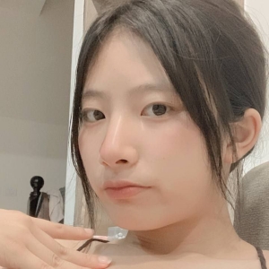 反差大学生@萱儿 讨好金猪尺度视图合集[153P+21V/577M]