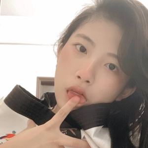 反差大学生@萱儿 讨好金猪尺度视图合集[153P+21V/577M]