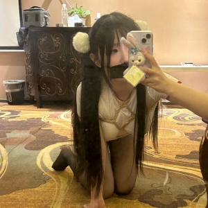 白虎福利姬@三岁小宝宝(bb_xiaokeai)尺度视图合集[37P+12V/3.42G]