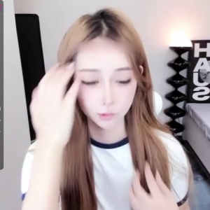 长腿魅魔主播@bdbdzs 尺度福利秀[40V/21.2G]