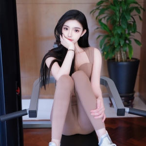 秀人网新晋模特@龙雪儿 尺度作品2套新作合集[140P+2V/1.85G]