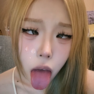 抖音反差御姐@枭娍 尺度作品合集[16P+28V/3.82G]