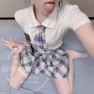 多汁福利姬@木沐与山 尺度私拍视图合集[12P+27V/148M]