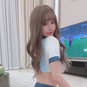 人气巨乳网红@朱可儿 - 新作 足球宝贝+透视长裙[99P+3V/5.04G]