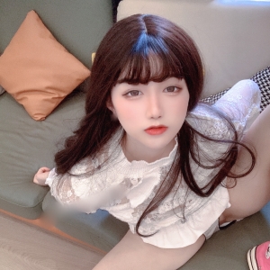 白虎福利姬@小青茗(莫啾w)露脸定制 - 纯欲毛衣[43P+1V/906M]