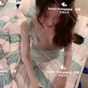 白虎福利姬@歆酱(歆酱) vip作品合集[19V1.05G]