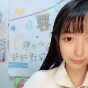 清纯颜粉嫩白虎大学生@小提莫呀 尺度福利秀[3V4.59G]