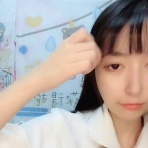 清纯颜粉嫩白虎大学生@小提莫呀 尺度福利秀[3V4.59G]