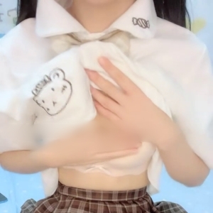 清纯颜粉嫩白虎大学生@小提莫呀 尺度福利秀[3V4.59G]