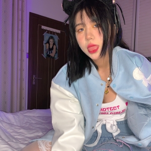 微博网红@伊伊子Punksdde 尺度私拍视图合集[146P+50V/4.95G]