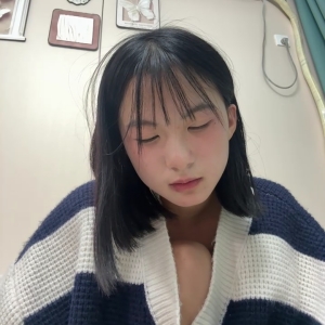 极品清纯颜萝莉@AkYyds0001 尺度福利秀[29V14.6G]