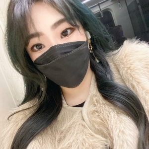 蜜糖(heart_m_honey)@OnlyFans尺度私拍视图合集[761P+16V11.4G]