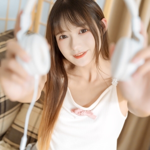 兔子Zzz不吃胡萝卜@写真合集154套[42.2G]