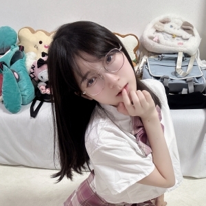 语柠柠柠(少吃亿点盐)@定制尺度作合集 第二弹[11P+6V/5.45G]