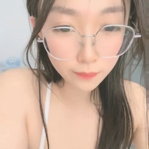小糖丸@尺度福利秀 第二弹[15V/8.45G]