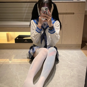 小嫣不吃葱 尺度私拍视图合集[81P+10V/82M]