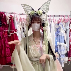 TL与粉嫩00后洛丽塔女友的日常@第二弹[9V/10.5G]