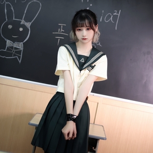 花音栗子(金鱼kinngyo)@私拍视图29套原版全集[1576P+18V/29.2G]