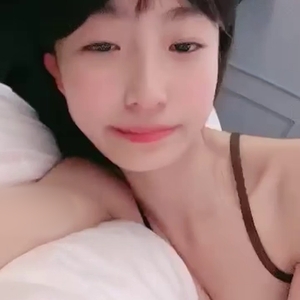 我就是呜崽酱@宿舍尺度福利秀[14V/10.5G]