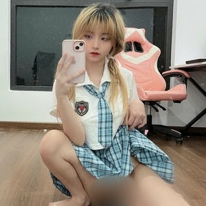 yuumeilyn(linhi_cute)@Onlyfans尺度视图作品合集[301P+60V/2.51G]